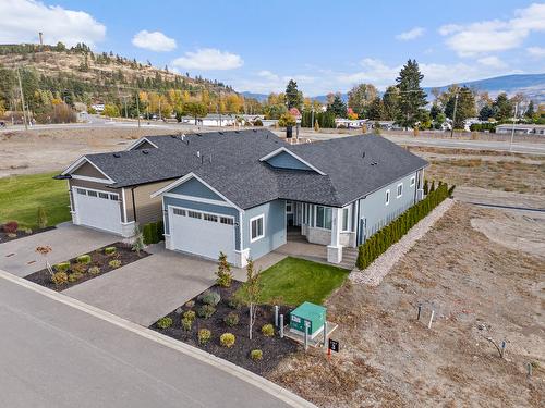 3755 St. James Drive, West Kelowna, BC - Outdoor