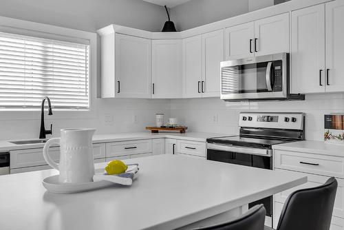 3755 St. James Drive, West Kelowna, BC - Indoor Photo Showing Kitchen With Upgraded Kitchen