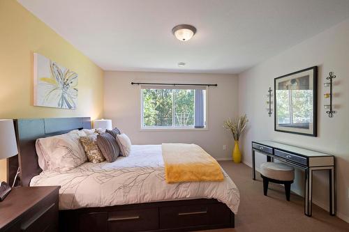 3642 Yorkton Road, West Kelowna, BC - Indoor Photo Showing Bedroom