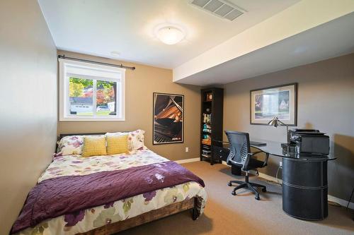 3642 Yorkton Road, West Kelowna, BC - Indoor Photo Showing Bedroom