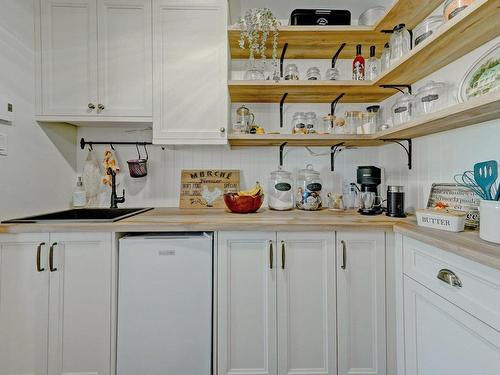 Autre - 5142 Ch. Salaberry, Carignan, QC - Indoor Photo Showing Kitchen