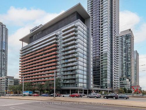 917-4K Spadina Ave, Toronto, ON - Outdoor With Balcony With Facade