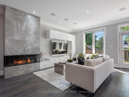 149 Ferris Rd, Toronto, ON - Indoor Photo Showing Living Room With Fireplace