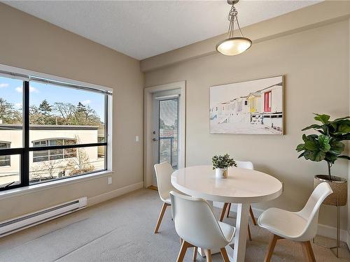 419-870 Short St, Saanich, BC - Indoor Photo Showing Dining Room