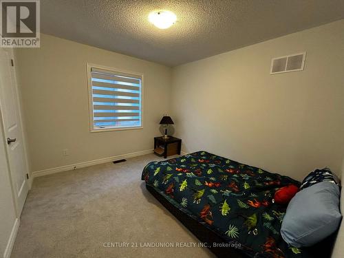 69 Bud Leggett Crescent, Georgina, ON - Indoor Photo Showing Bedroom