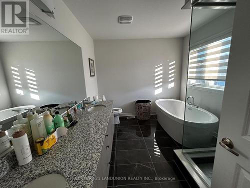 69 Bud Leggett Crescent, Georgina, ON - Indoor Photo Showing Bathroom