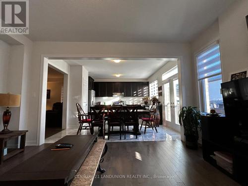 69 Bud Leggett Crescent, Georgina, ON - Indoor Photo Showing Dining Room