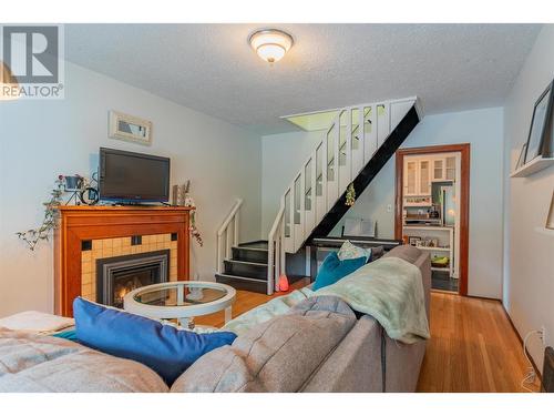 100 Rossland Avenue, Trail, BC - Indoor Photo Showing Living Room With Fireplace