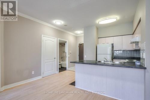 105 - 51 Times Avenue, Markham, ON - Indoor Photo Showing Kitchen