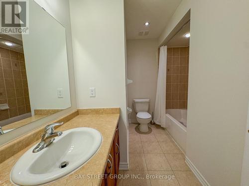 26 Hammersly Boulevard, Markham, ON - Indoor Photo Showing Bathroom