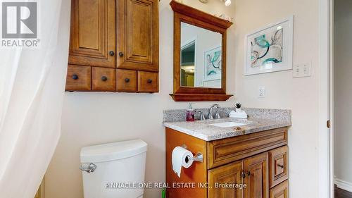 96 Copeman Crescent, Barrie, ON - Indoor Photo Showing Bathroom