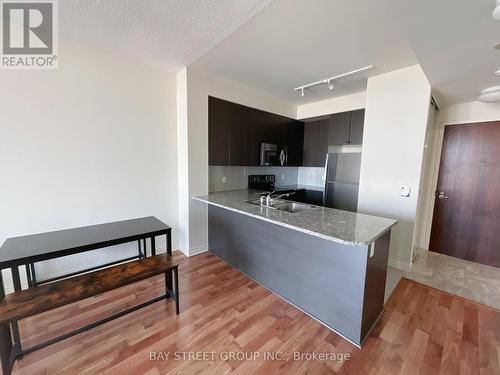 2002 - 339 Rathburn Road W, Mississauga, ON - Indoor Photo Showing Kitchen With Double Sink