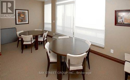 2002 - 339 Rathburn Road W, Mississauga, ON - Indoor Photo Showing Dining Room