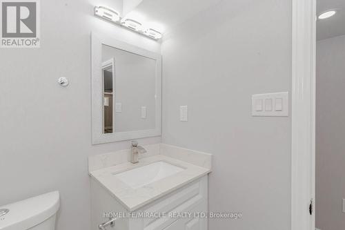 62 Elgin Drive, Brampton, ON - Indoor Photo Showing Bathroom