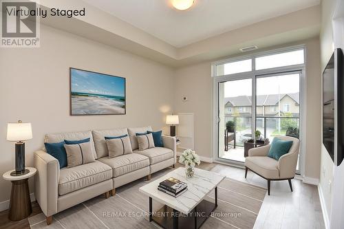 214 - 101 Shoreview Place, Hamilton, ON - Indoor Photo Showing Living Room