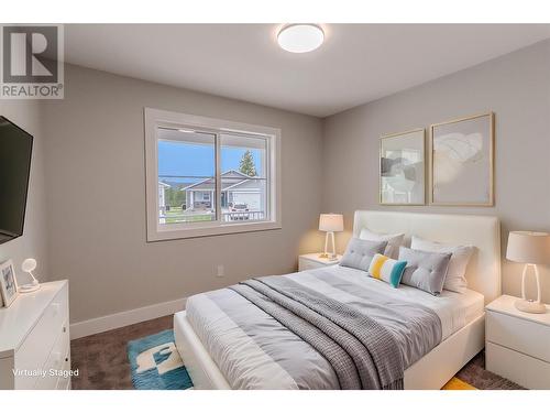 105 Corral Boulevard, Cranbrook, BC - Indoor Photo Showing Bedroom