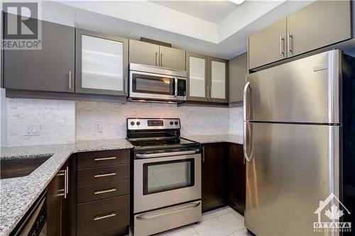 195 Besserer Street Unit#2304, Ottawa, ON - Indoor Photo Showing Kitchen With Upgraded Kitchen