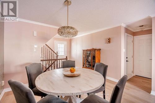 420 Meadowhawk Crescent, Ottawa, ON - Indoor Photo Showing Dining Room