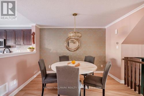 420 Meadowhawk Crescent, Ottawa, ON - Indoor Photo Showing Dining Room