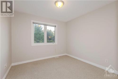 122 Whernside Terrace, Kanata, ON - Indoor Photo Showing Other Room