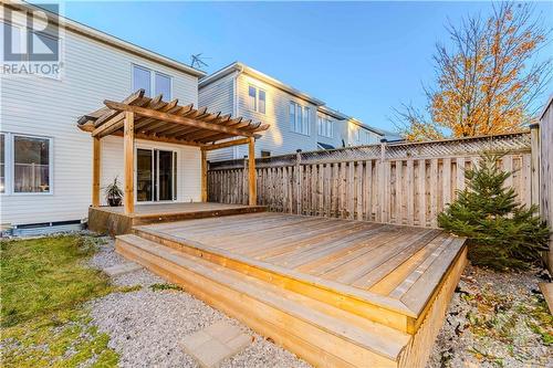 122 Whernside Terrace, Kanata, ON - Outdoor