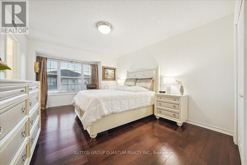 411 - 1370 Main Street E, Milton, ON - Indoor Photo Showing Bedroom