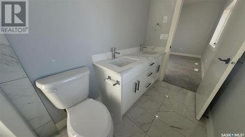 714 Delainey Court, Saskatoon, SK - Indoor Photo Showing Bathroom