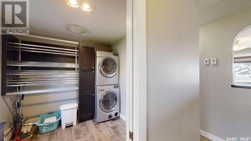 Kindersley Acreage, Kindersley Rm No. 290, SK - Indoor Photo Showing Laundry Room