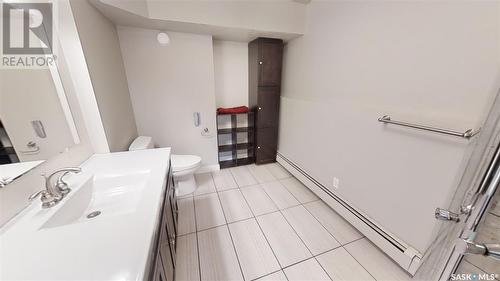 Kindersley Acreage, Kindersley Rm No. 290, SK - Indoor Photo Showing Bathroom