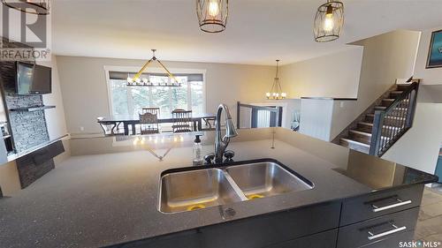 Kindersley Acreage, Kindersley Rm No. 290, SK - Indoor Photo Showing Kitchen With Double Sink