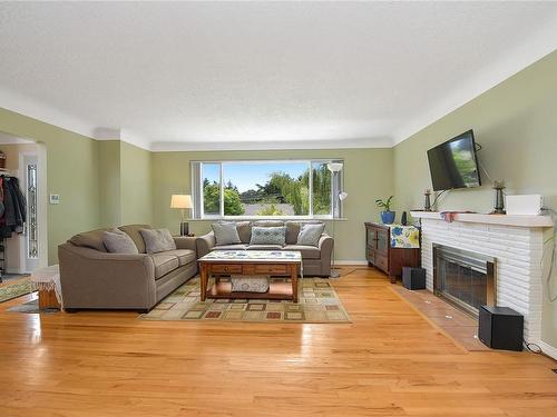 3923 St. Peters Rd, Saanich, BC 