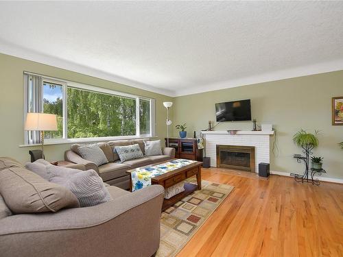 3923 St. Peters Rd, Saanich, BC 