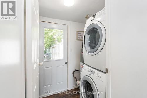 131 Rodney Street, Collingwood, ON - Indoor Photo Showing Laundry Room