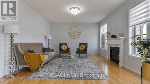 2 Turnbull Drive, Brantford, ON - Indoor Photo Showing Living Room With Fireplace