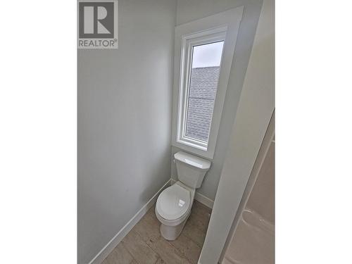 8320 85 Avenue, Fort St. John, BC - Indoor Photo Showing Bathroom