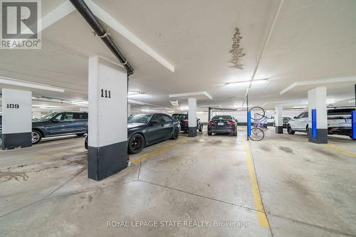 1203 - 105 The Queensway, Toronto, ON - Indoor Photo Showing Garage