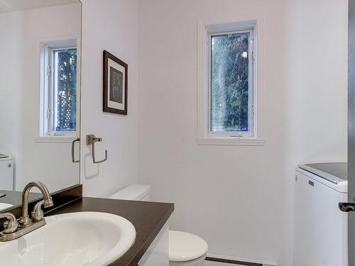 Laundry room - 10687 Rue De La Luge, Mirabel, QC - Indoor Photo Showing Bathroom