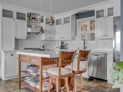 Kitchen - 395 Ch. De La Plage-St-Laurent, Saint-Augustin-De-Desmaures, QC - Indoor Photo Showing Kitchen