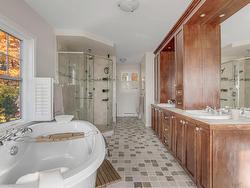 Ensuite bathroom - 