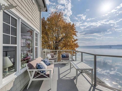 Patio - 395 Ch. De La Plage-St-Laurent, Saint-Augustin-De-Desmaures, QC - Outdoor With Body Of Water With View