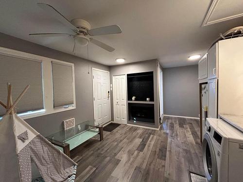 84 Jean Street, Thunder Bay, ON - Indoor Photo Showing Laundry Room