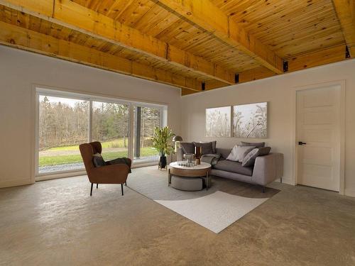 Salle familiale - 3049 Ch. Ferry, Weedon, QC - Indoor Photo Showing Living Room