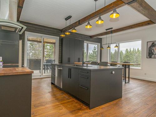 Cuisine - 3049 Ch. Ferry, Weedon, QC - Indoor Photo Showing Kitchen With Upgraded Kitchen