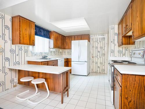 Kitchen - 5 Rue Roselawn, Dollard-Des-Ormeaux, QC - Indoor Photo Showing Kitchen