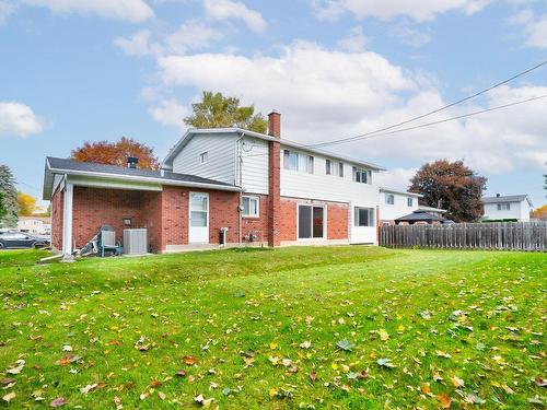 Backyard - 5 Rue Roselawn, Dollard-Des-Ormeaux, QC - Outdoor