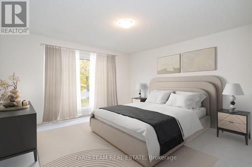 132 Ansley Road, Wasaga Beach, ON - Indoor Photo Showing Bedroom