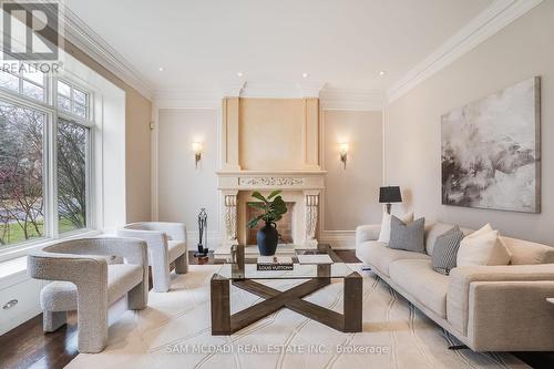 738 Balboa Drive, Mississauga, ON - Indoor Photo Showing Living Room With Fireplace