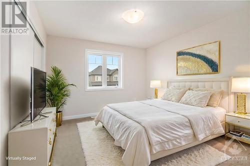 10 Fossa Terrace, Ottawa, ON - Indoor Photo Showing Bedroom