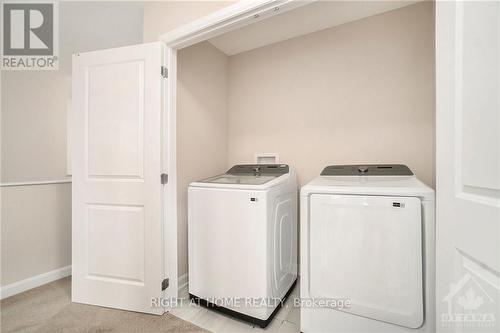 10 Fossa Terrace, Ottawa, ON - Indoor Photo Showing Laundry Room