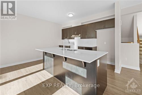 373 Peninsula Road, Ottawa, ON - Indoor Photo Showing Kitchen